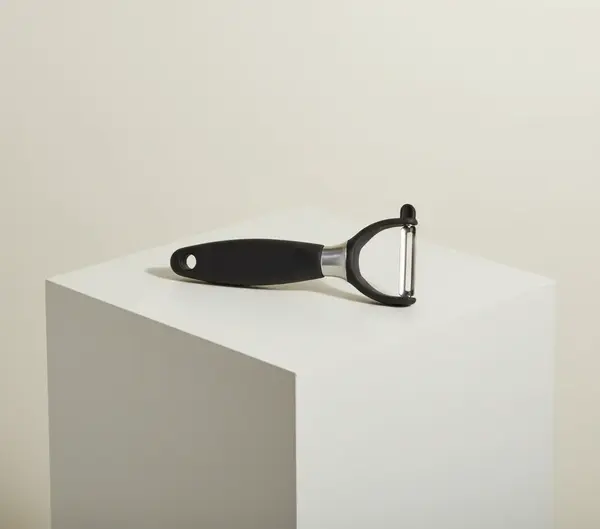 Admiral Craft GRP-65YP Get-A-Grip Y-Peeler