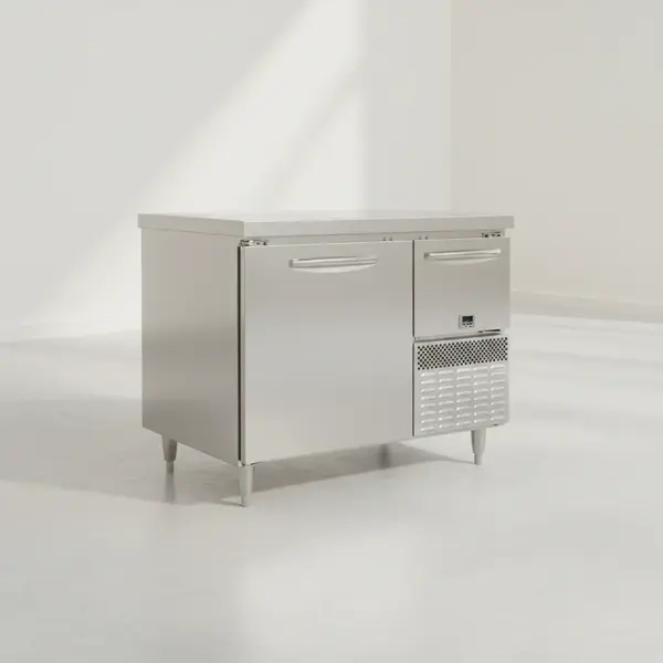 Continental Refrigerator DFA43NSS