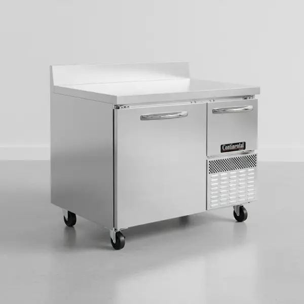 Continental Refrigerator FA43NBS