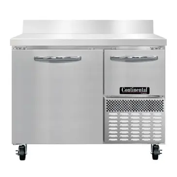 Continental Refrigerator FA43SNBS