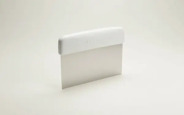 Dexter Dough Cutter with White Plastic Handle - 6" x 3"
