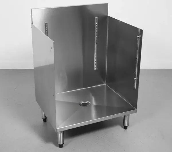 Glastender C-GRA-18 Underbar Glass Rack Storage Unit