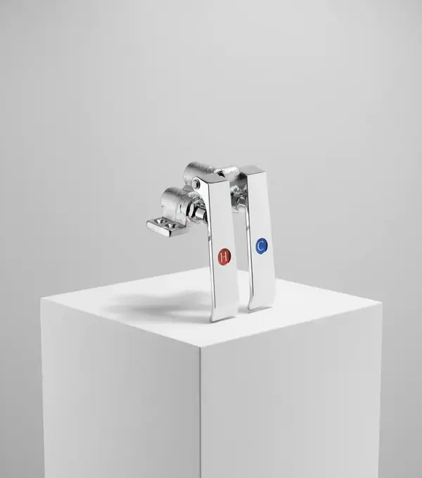 Krowne Metal 16-121L