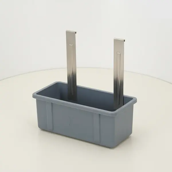 Lakeside Manufacturing 208 Silver Box with Stainless Steel Straps