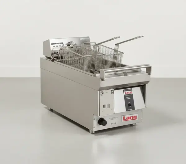 Lang Manufacturing 130FM