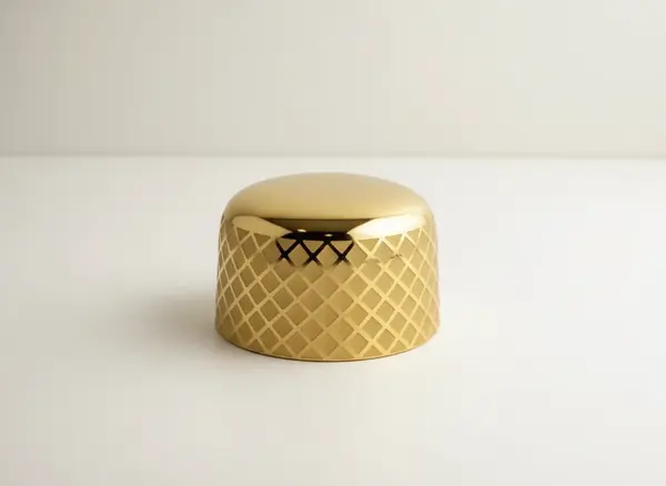 Mercer Culinary M37205GD-CAP