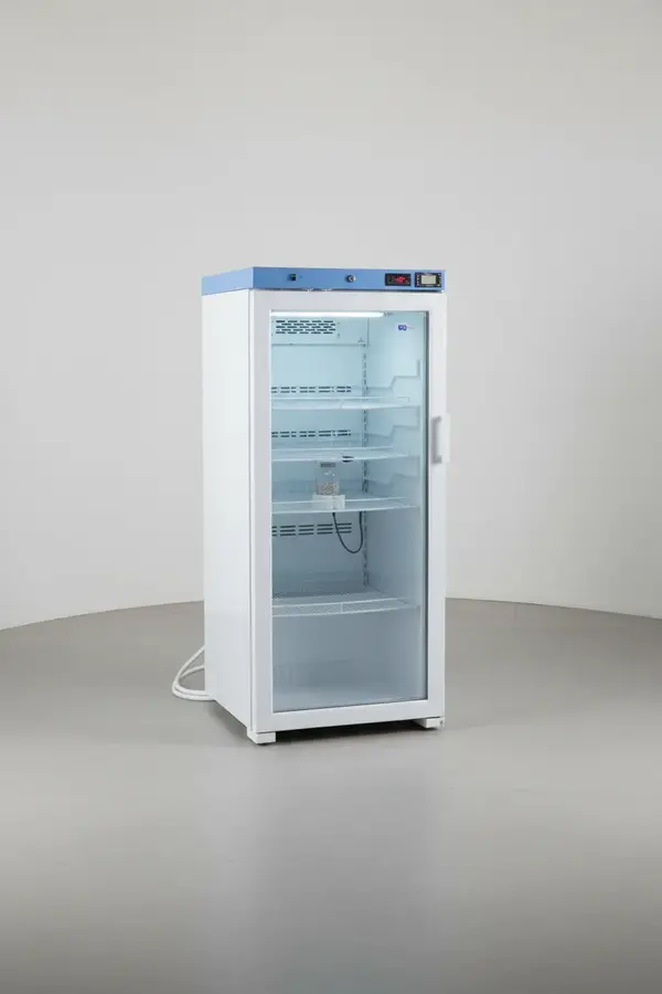 Summit Commercial ACR1012G