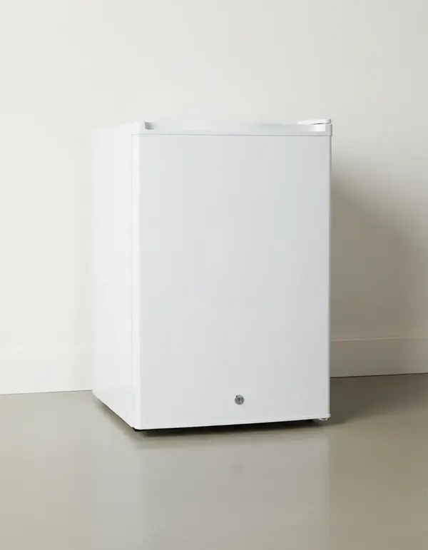 Summit Commercial FF31L7BI