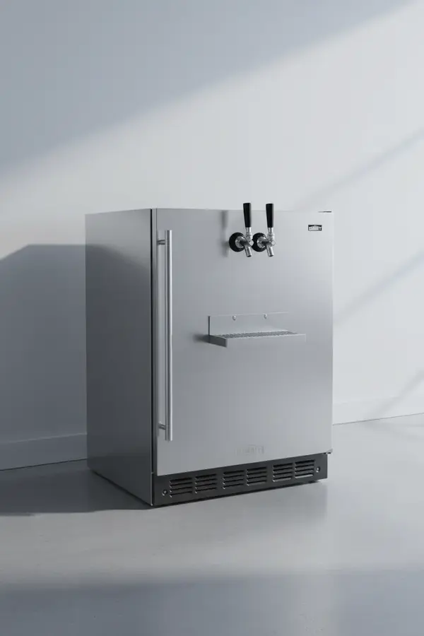 Summit Commercial SBC7BRSFRTPADA