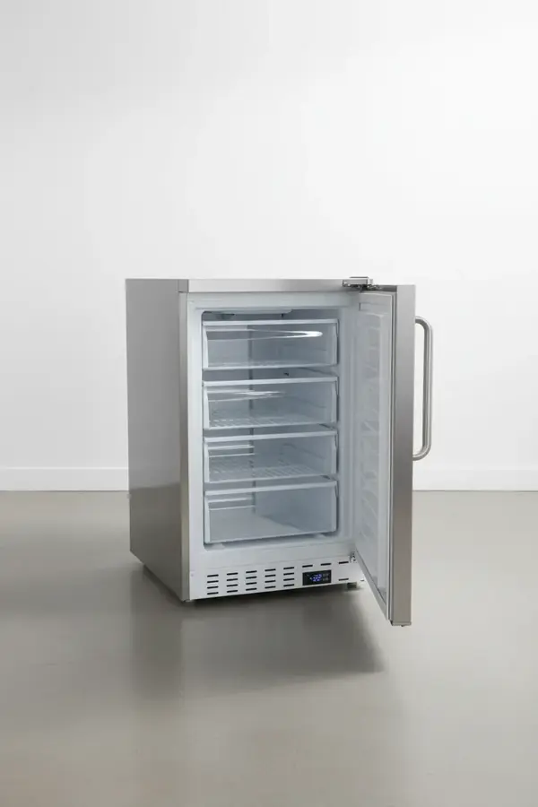 Summit Commercial SCF505SSTBADA