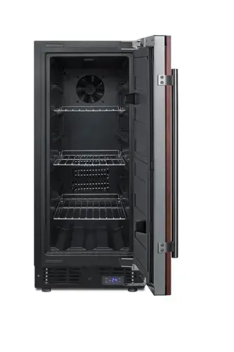 Summit Commercial SCFF1533BIF