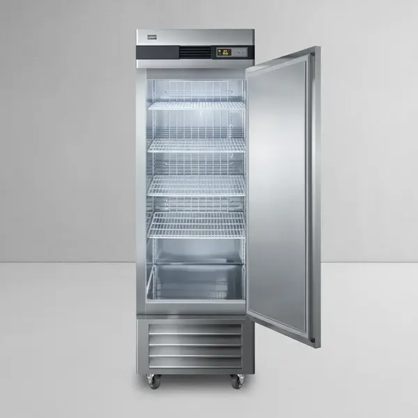 Summit Commercial SCFF237LH