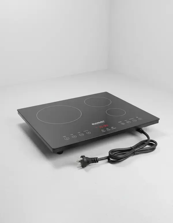 Summit Commercial SINC2B115TK13