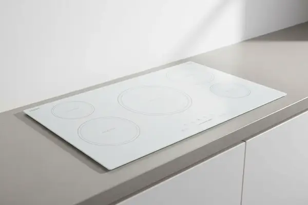 Summit Commercial SINC5B36W