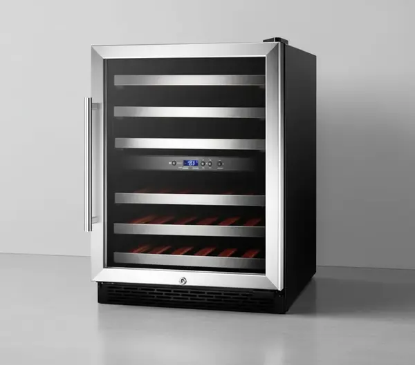 Summit Commercial SWC530BLBISTADA