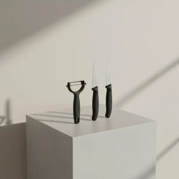 Victorinox Swiss Army 6.7113.21 2-Piece Serrated Peeler & Paring Set