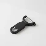 Mercer Culinary M33071BKB Y-Peeler - High-Carbon Steel Swivel Blade